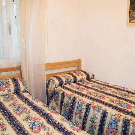 Hébergement de vacances Duplex Con Piscina Privada *
